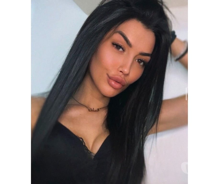Escorts West Yorkshire Leeds - Photos for Elena♥️ SEXY AND HOT BRUNETTE IN THE AREA 🔥🫦