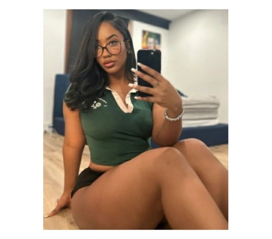 Escorts Norfolk Great Yarmouth - Photos for Amazing hot babe🥳sensual service for you few days🥳