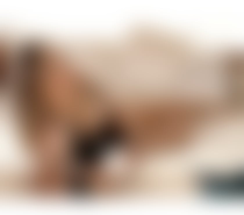 Escorts South West London Sutton - Photos for Hot Brazilian Bibi Party girl 🥂PIC 100% REAL💋