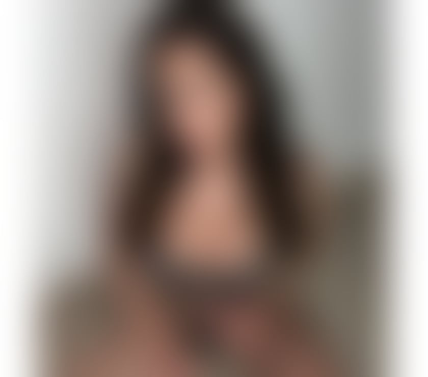 Escorts East London Redbridge - Photos for ALESSIA Naughty Party Girl Best BJ ever in London