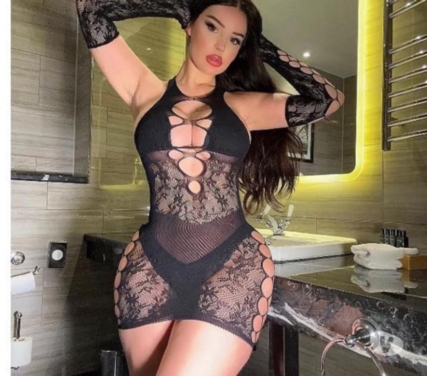 Escorts West Sussex Crawley - Photos for ELLA🥂outcall party-girl🍭domination naughty girl🍑