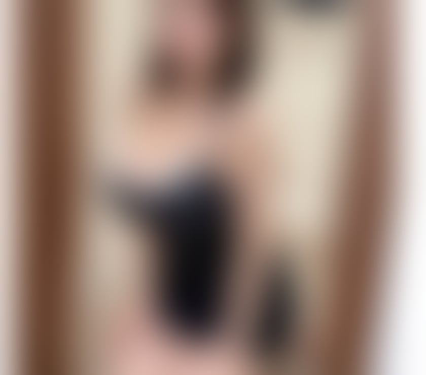 Escorts South East London Lewisham - Photos for Don’t miss our date07345843726