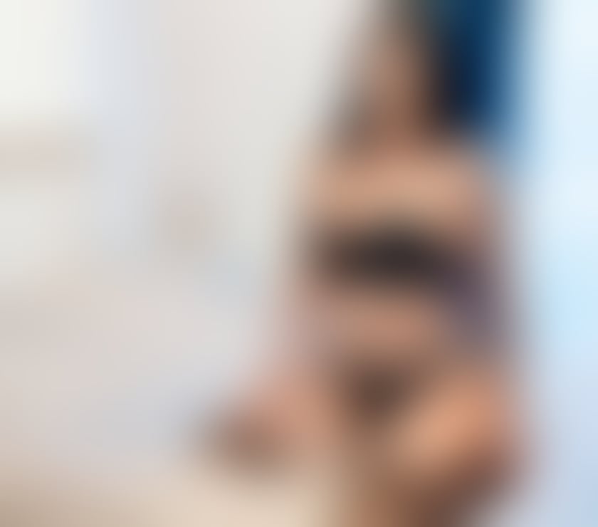 Hey hot brunette here just for you