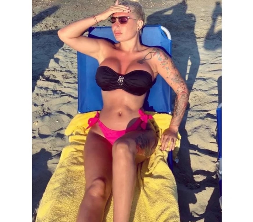 Escorts Peterborough Peterborough City Centre - Peterborough - Photos for KELLY 🔞available incall outcalll 🫠partyy
