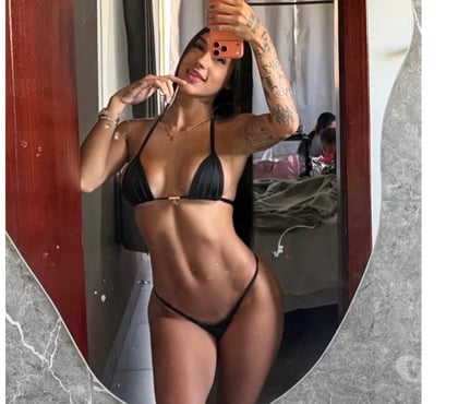 Photos for Brazilian 🇧🇷 hot naughty party 🥳 🍾😈💦👅