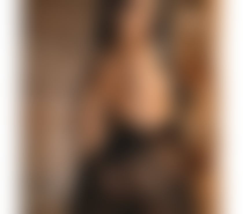 Escorts North Acton Station West London - Photos for Jully 🇧🇷 🎉PARTY GIRL 🥂✨