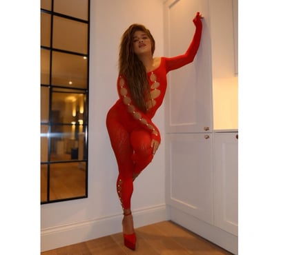  Escorts & Erotic Massage Kingston Upon Thames Town Centre Kingston upon Thames - Photos for ♥️ VALENTINA 🏳️‍⚧️TRANS 🔞 🥂 🍑🍆XXL