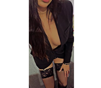  Escorts & Erotic Massage Birmingham Solihull - Photos for Sofia party girl 🥳