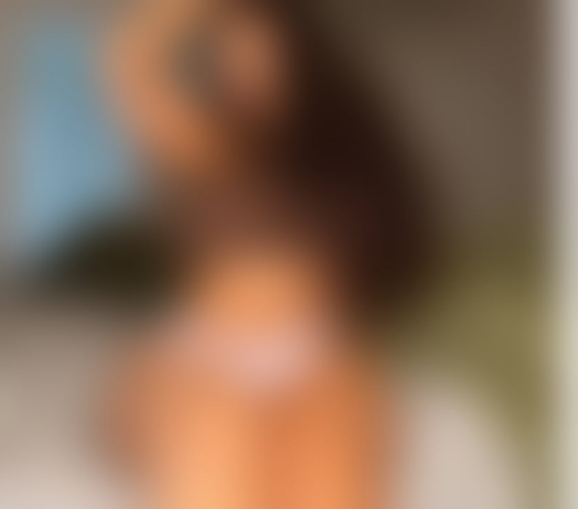  Escorts & Erotic Massage Three Bridges Crawley - Photos for LATINA 🔥 COLOMBIAN 🔥 NEW IN TOWN 😋