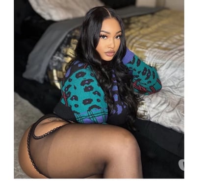  Escorts & Erotic Massage Three Bridges Crawley - Photos for LATINA 🔥 COLOMBIAN 🔥 NEW IN TOWN 😋