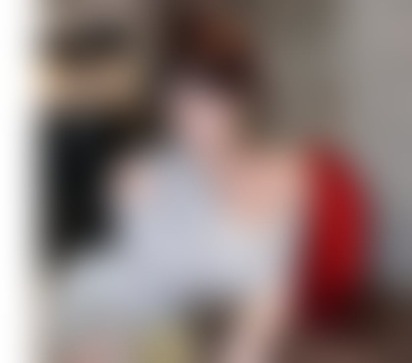 A charming oriental girl New in here