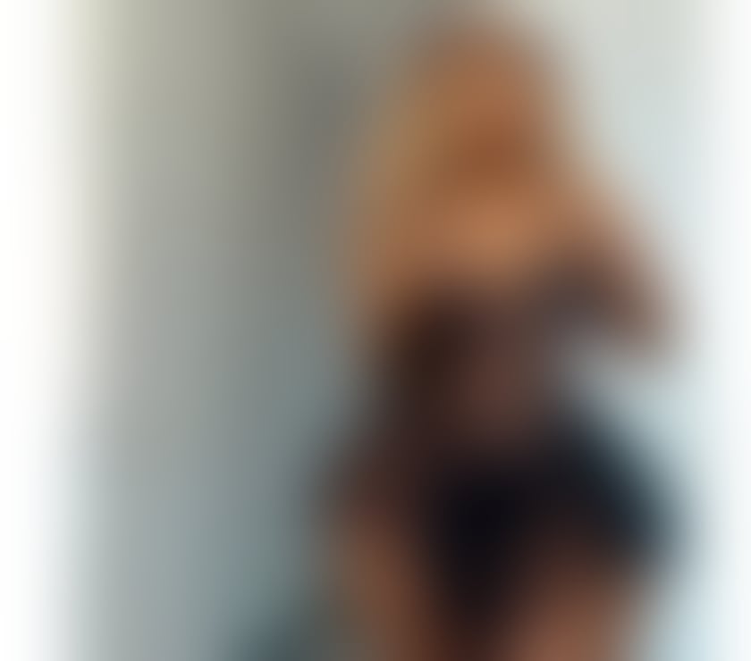 Escorts Hampshire Portsmouth - Photos for FRIENDS SPICY GIRLS🌶️OWO NURO MASSAGE,KISS🤤 GFE🍑