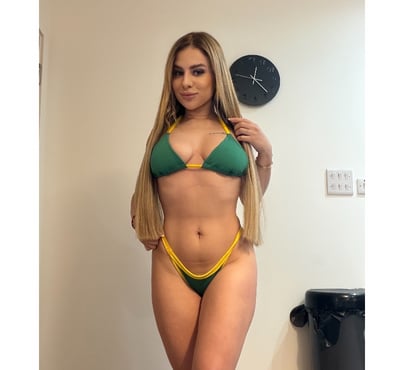 Escorts and Massages Northampton West Northamptonshire - Photos for Ivy BLONDE 👱🏻‍♀️PARTY GIRL 🥳👯