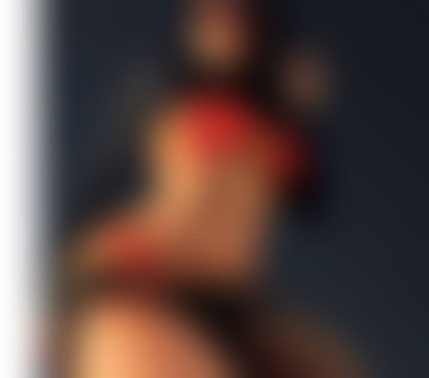 Escorts East London West Silvertown - DLR Station - East London - Photos for 😈 Curvy body 🇨🇺Naughty, Sweet & dominant 👣