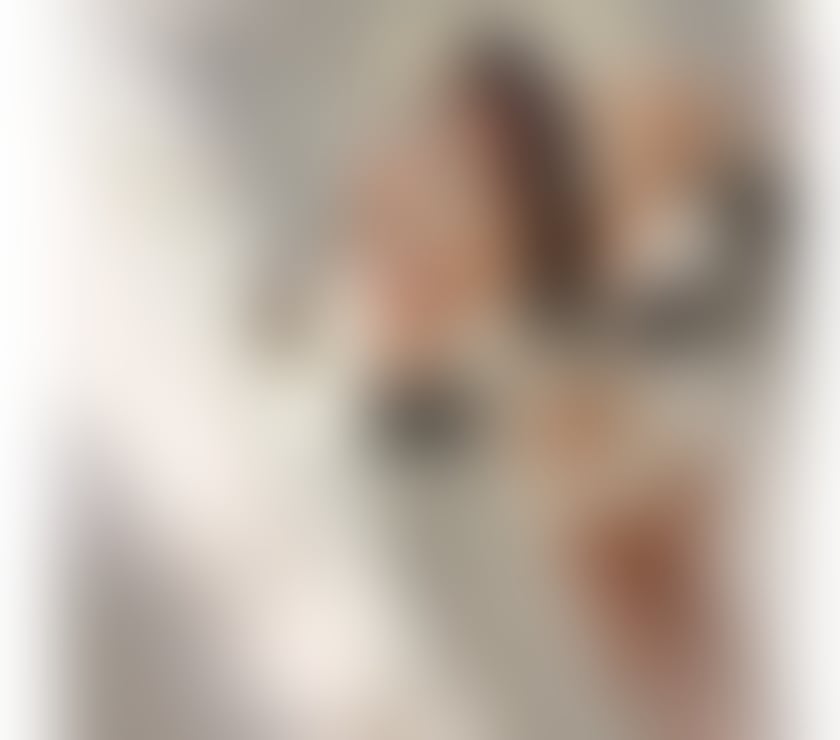 Hi! I'm Ana.. A young Trans girl, 100% real! I also offer a