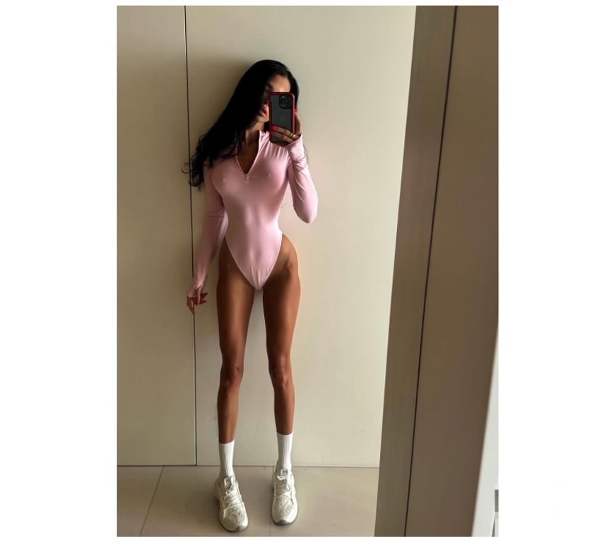 Escorts Essex Thurrock - Essex - Photos for NEW SUPER HOT CURVY MODEL IN TOWN