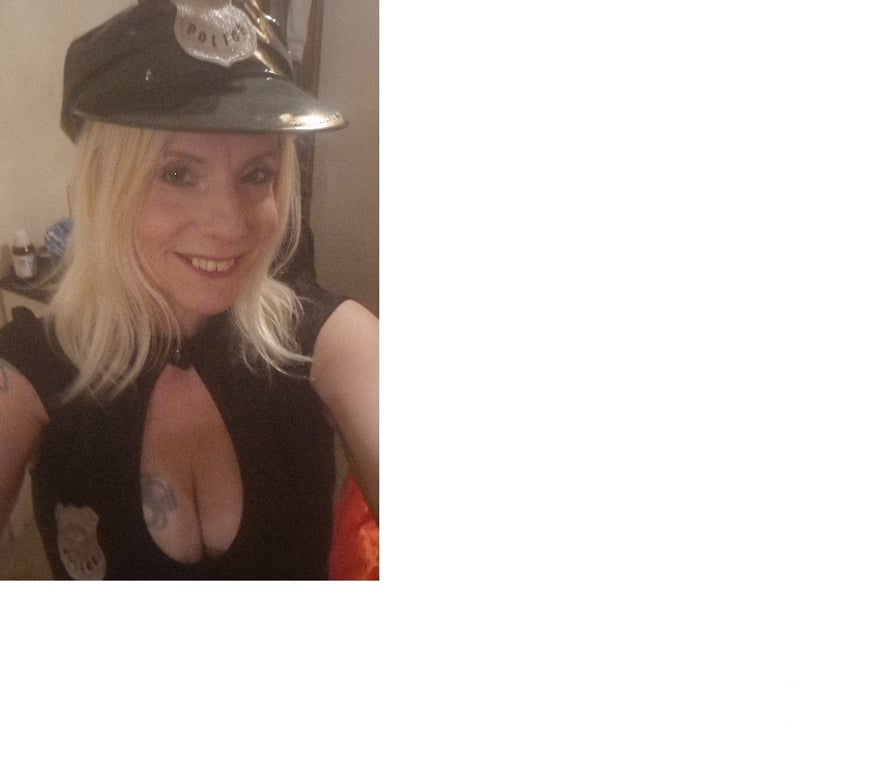 Escorts Peterborough Peterborough City Centre - Peterborough - Photos for 🐦‍⬛Raven 44 🔥Reiki master energy healer 🙌