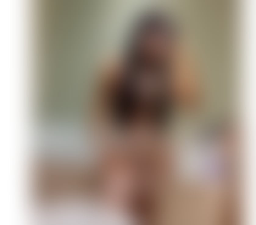 Escorts East London Gants Hill Station - East London - Photos for 🔅 Tanned Natural Beauty Brazilian Party Girl Vicky 🔅