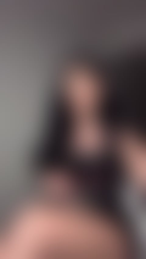 Escorts East London Canary Wharf Station - East London - 