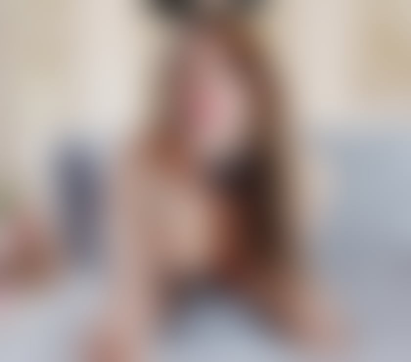 Escorts Leicestershire Leicester - Photos for Busty Curvy Thai TS Ladyboy with a Lovely Surprise in Town x