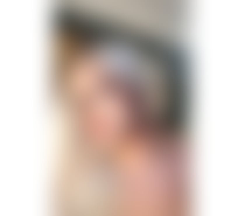 TS Blonde with Irresistible Charm