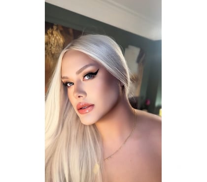 Transsexual West Kensington West London - Photos for TS Blonde with Irresistible Charm