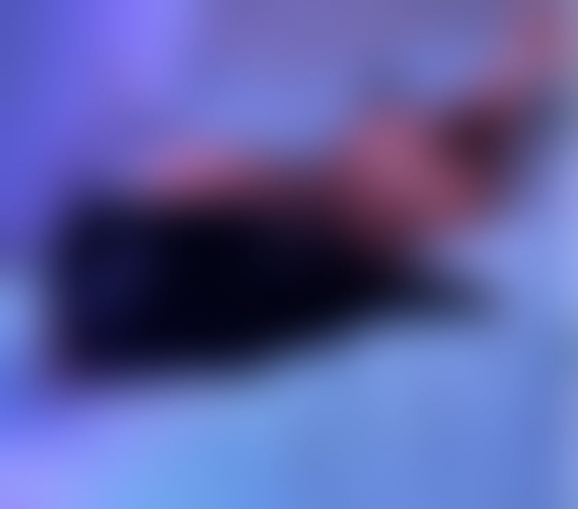 Gay Escorts Kennington Ashford - Photos for Charming Male Escort for Private , last days