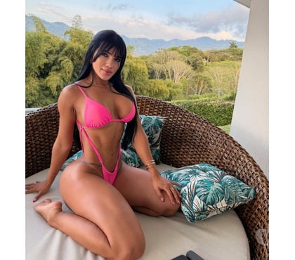 Escorts Enfield Town Centre Enfield - Photos for Mia Cortez 🦋 Available till late