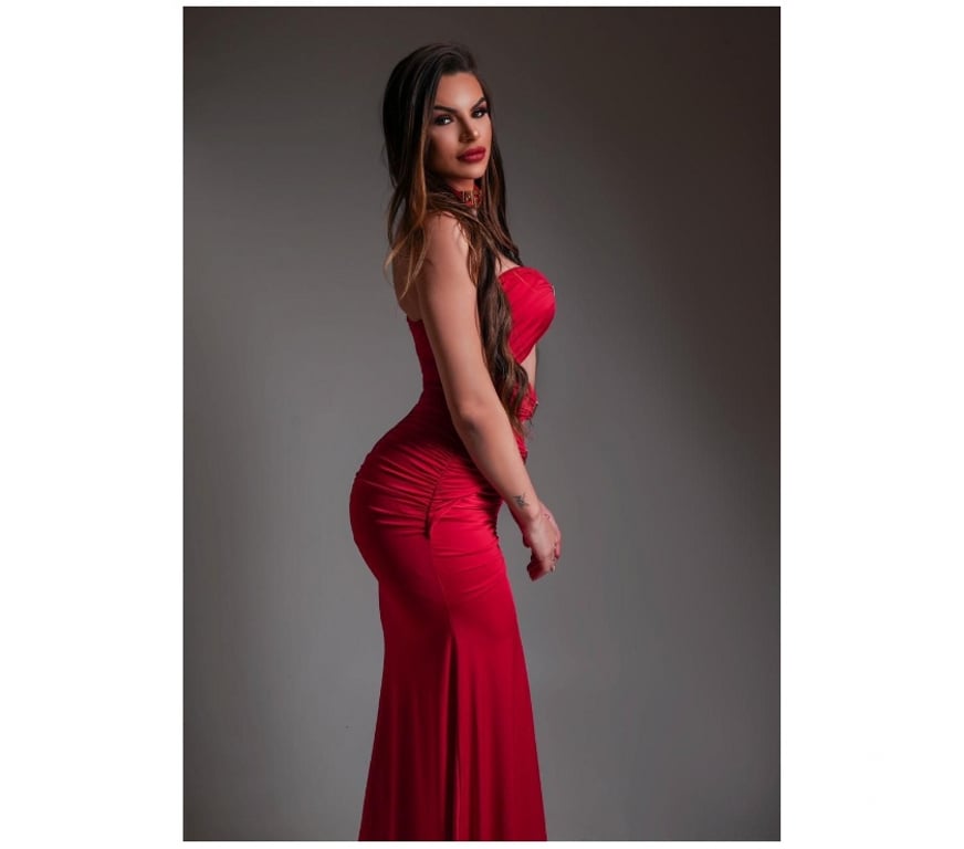 Escorts East London Highams Park - East London - Photos for 🔥LATINAS AVAILABLE TILL LATE🔥