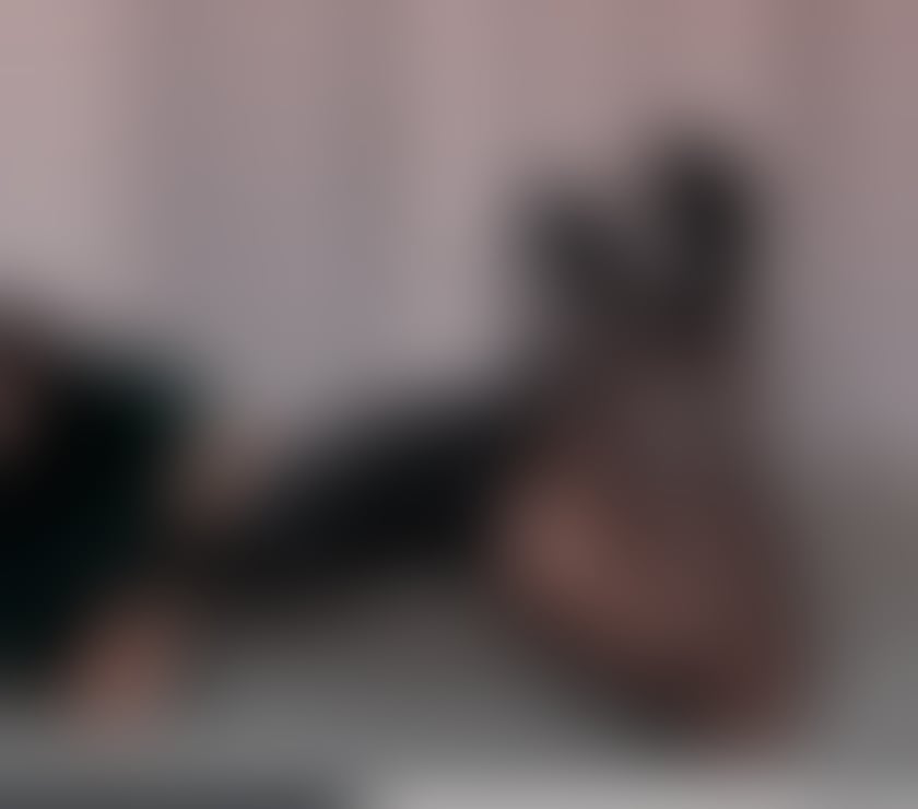 Escorts West Midlands Birmingham - Photos for Aria Elegant & Seductive Companion in Birmingham