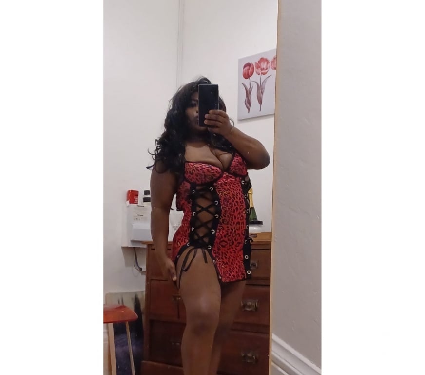 Escorts Kent Dover - Photos for LATINA BLACK GIRL