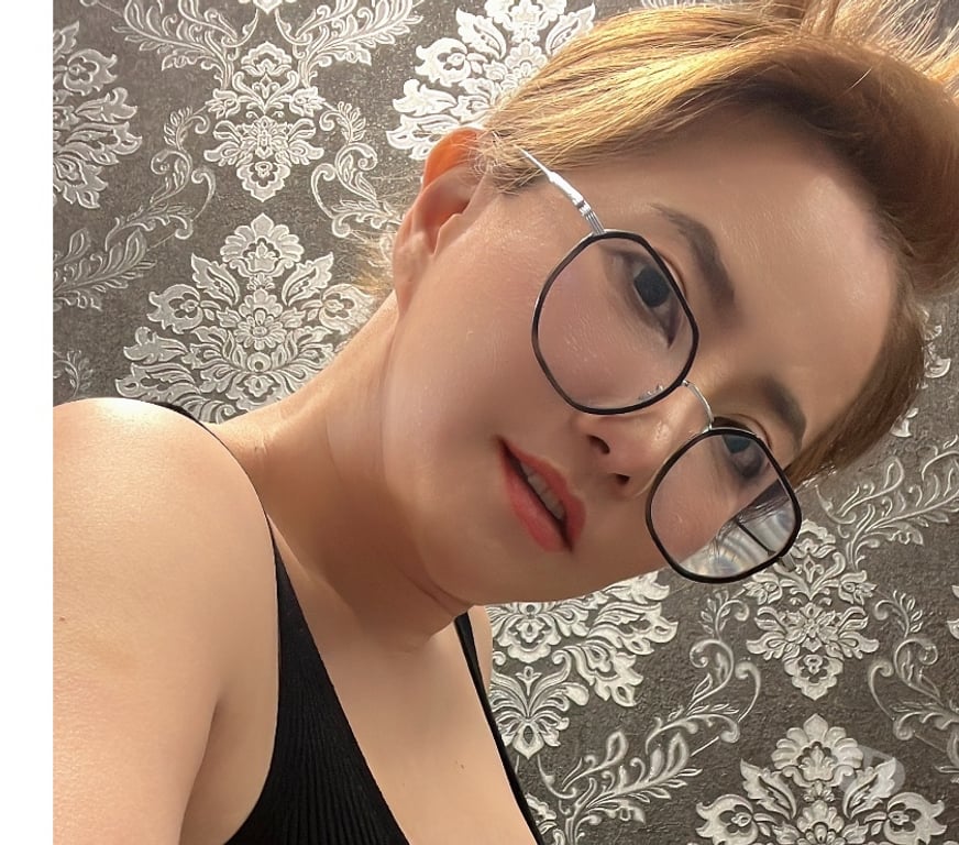 Escorts West Midlands Dudley - Photos for Thai massage in Dudley