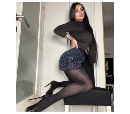 Escorts Guildford Town Centre Guildford - Photos for ❤️🔥NEW🔥❤️ Party ❤️REALL GIRL OUTCALL🔥