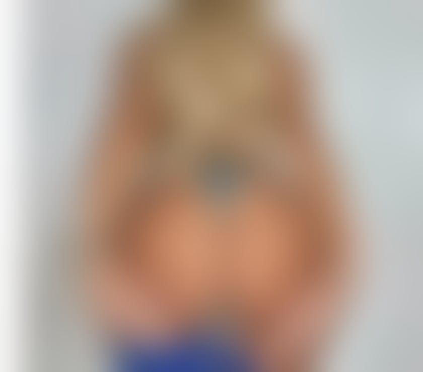 Spanish Escorts & Erotic Massage Amen Corner Bracknell Forest - Photos for blonde with a big ass and big tits in your city