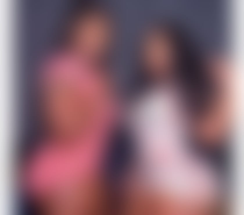 FRIENDS PARTY IN TOWN BEST OWO