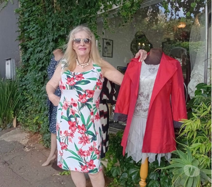 Trans Escorts Worcestershire Wychavon - Photos for Marilyn: Beautiful, mature, busty, post-op TS woman. London