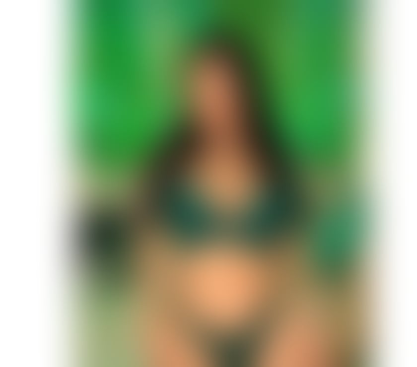 Escorts East London Plaistow - East London - Photos for Petite & Curvy Beauty – Discreet, Sensual & Unforgettable