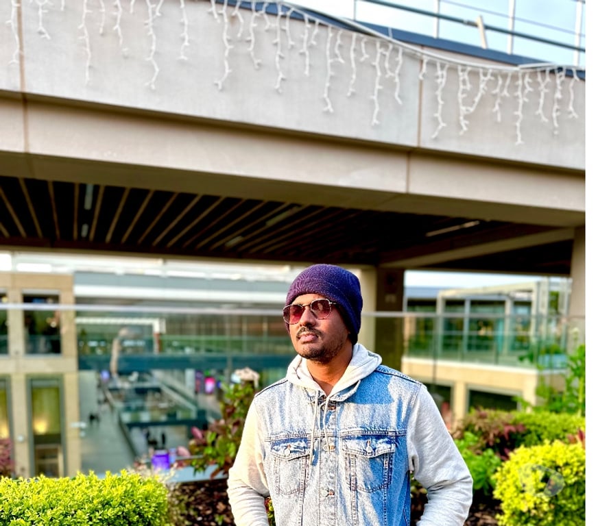 Escorts East London Barking Station - East London - Photos for Male Independent Escort