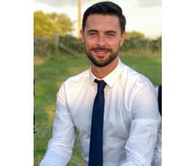 Gay Escort Masseur available today