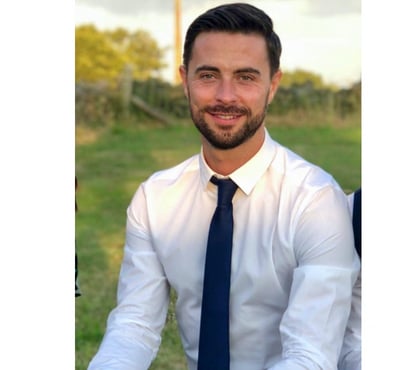 Gay escorts Bingley Bradford - Photos for Gay Escort Masseur available today