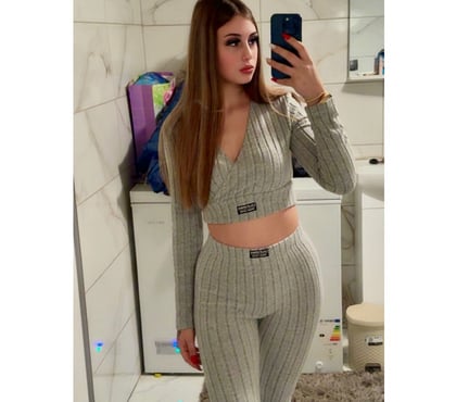 Escorts Bayswater Station Central London - Photos for REAL PHOTOS100% Sweet 19y Big Bum GFE OWO IN W2 BAYSWATER