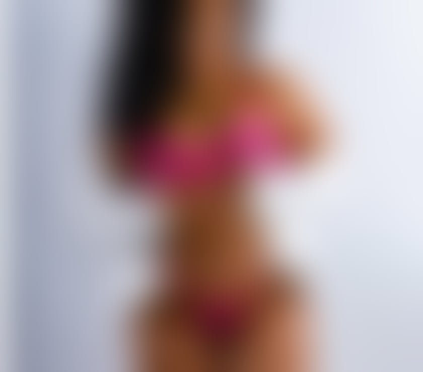 Escorts East London Newham - Photos for Black brazilian for naked massage 😋