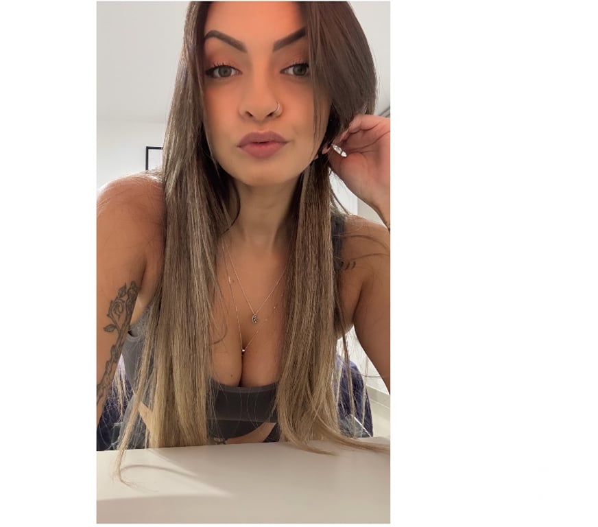 Escorts Wiltshire Swindon - Photos for KASSY BRANDÃO❤️‍🔥GIRlFRIEND🇧🇷 REAL 💯%