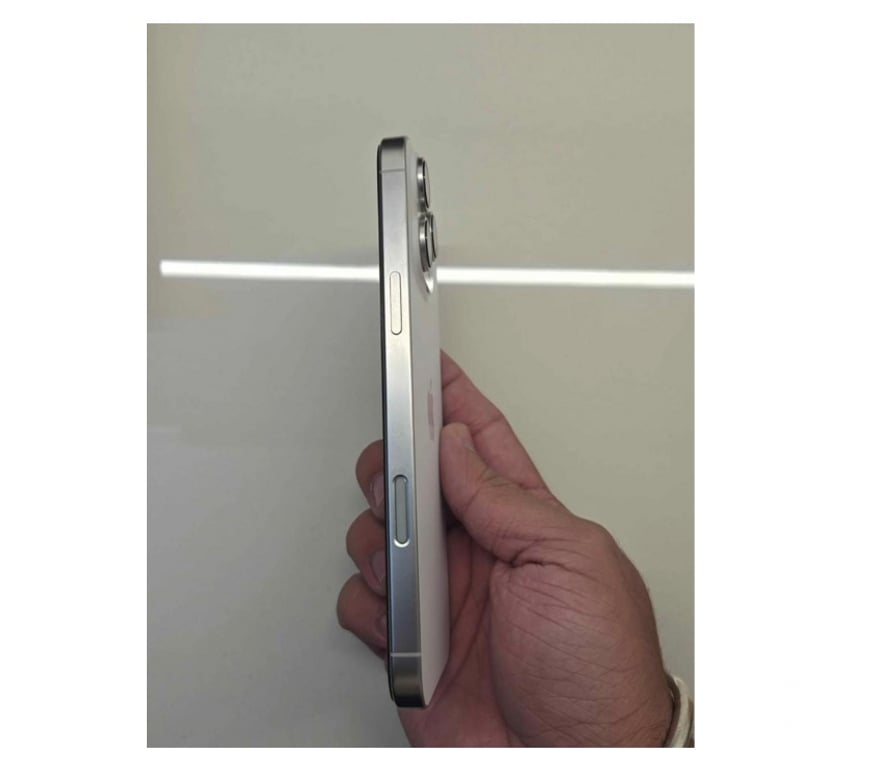 Mobile Phones Greater Manchester Manchester - Photos for iPhone 16 pro Max