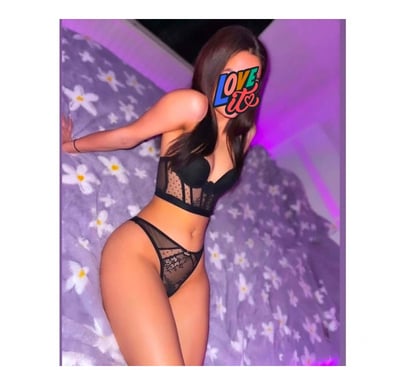  Escorts & Erotic Massage Exeter City Centre Exeter - Photos for 🥰Amira 🥰Best party 🥳 girl