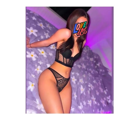  Escorts & Erotic Massage Exeter City Centre Exeter - Photos for 🥰Amira 🥰Best party 🥳 girl