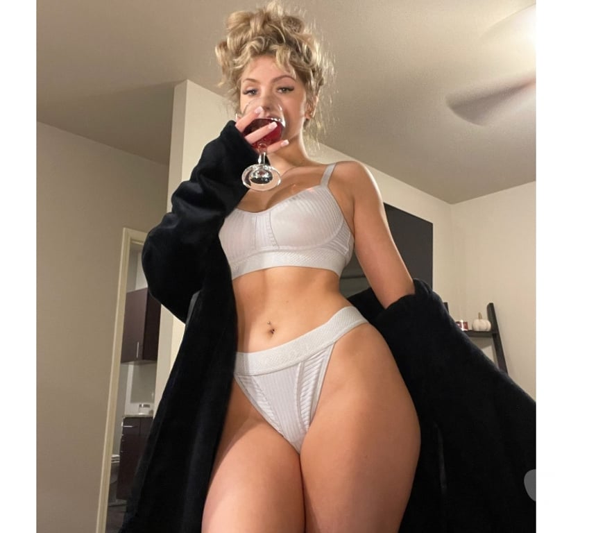 Escorts South East London Thamesmead - South East London - Photos for Hi new sofyy for you city