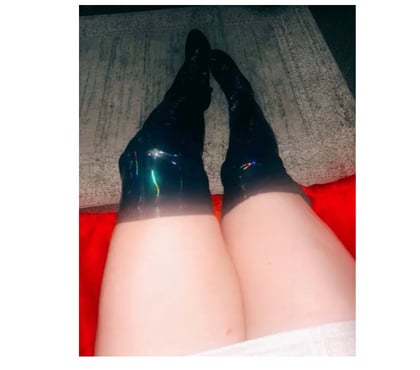 Escorts Old Street Station East London - Photos for Age of Experience