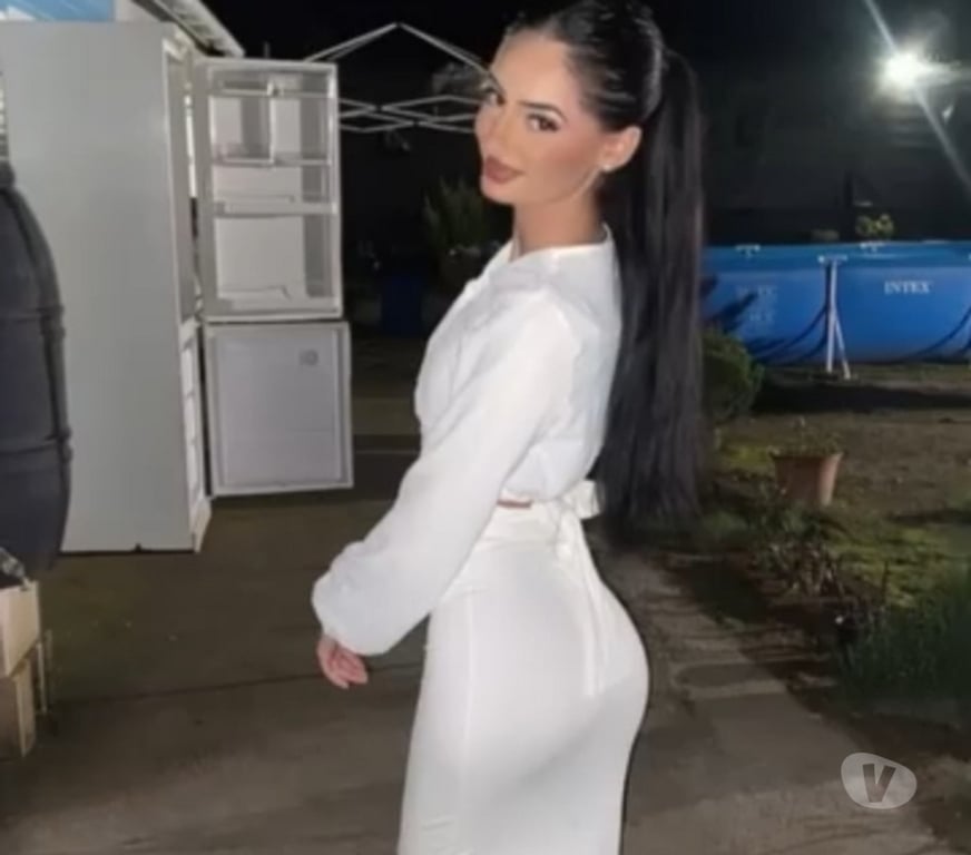 Escorts West Yorkshire Leeds - Photos for 🌸 Emma — Elegant & Discreet Company 🌸party