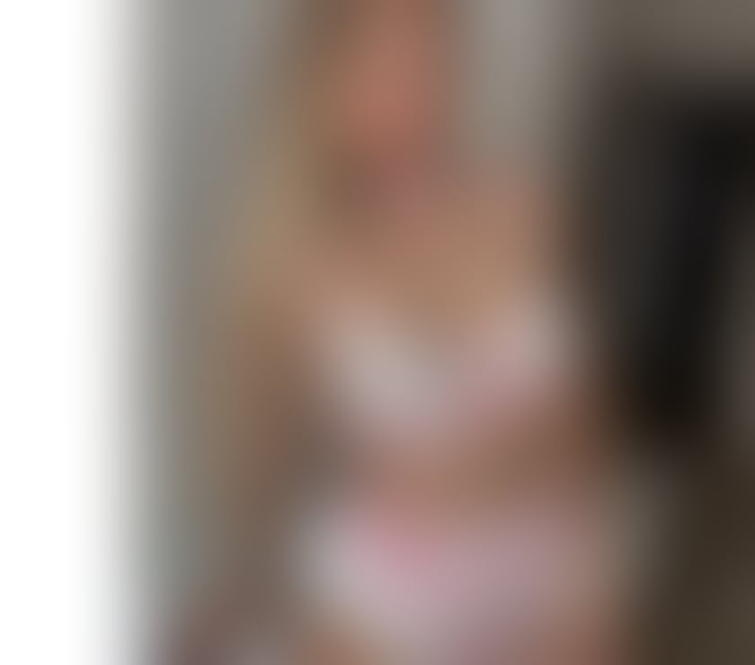  Escorts & Erotic Massage Arundel Arun - Photos for kim 💦Luxury💎LOVELY BUM🍑🍭Party girl🩵